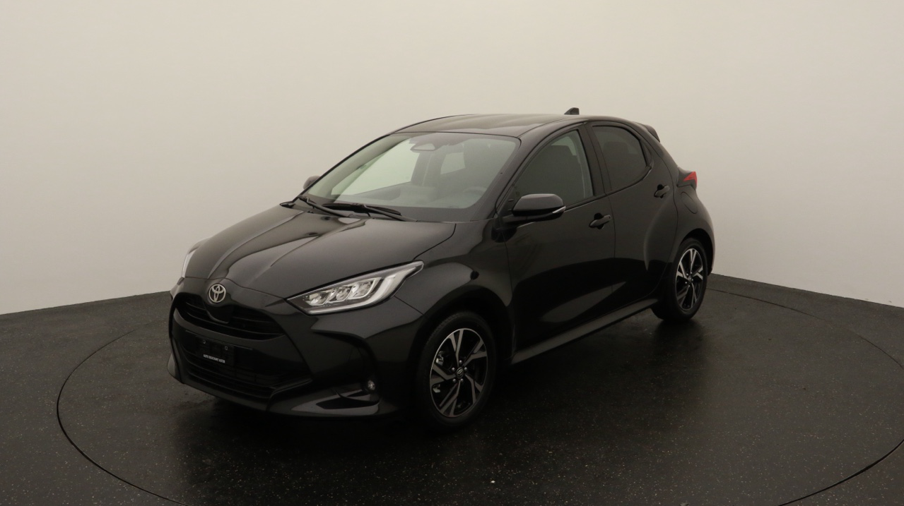 Toyota<br>Yaris 1.5 Sport e-CVT