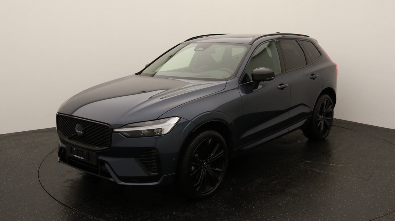 Volvo<br>XC60 B5 Benzin Mild Hybrid AWD Black Edition