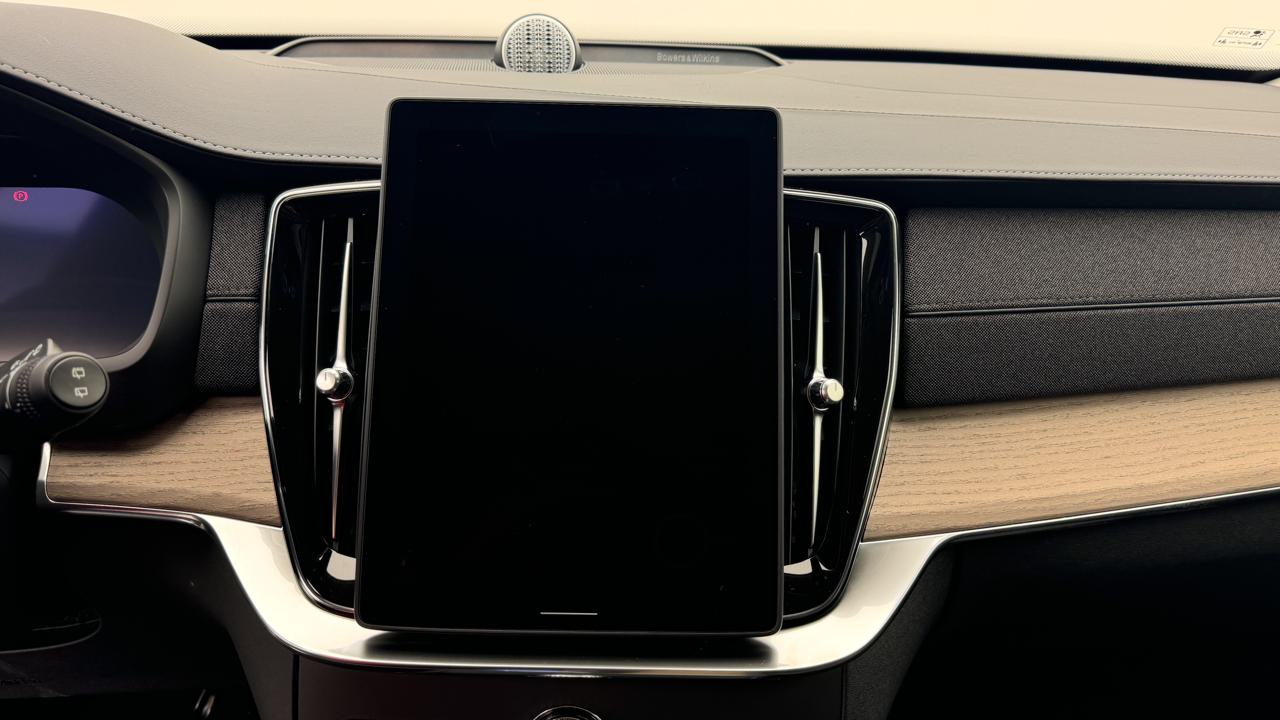 Volvo<br>XC90 T8 eAWD PluginHybrid Plus Bright Geartronic