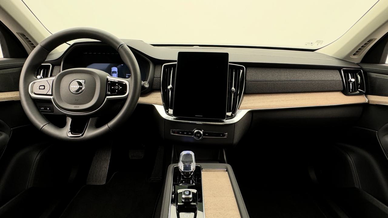 Volvo<br>XC90 T8 eAWD PluginHybrid Plus Dark Geartronic