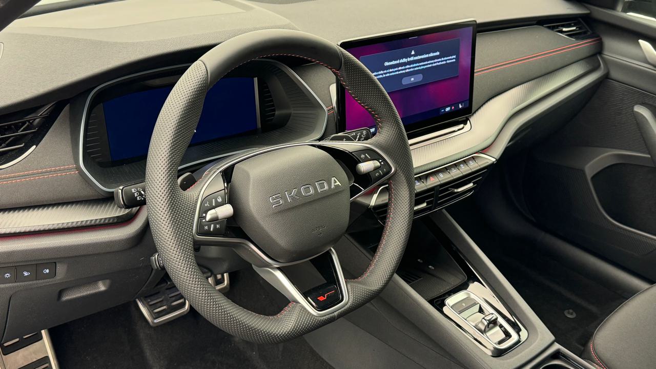 Skoda<br>Octavia Combi 2.0 TSI DSG RS