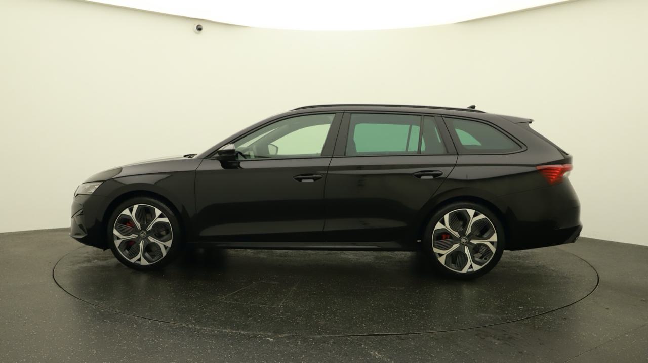 Skoda<br>Octavia Combi 2.0 TSI DSG RS