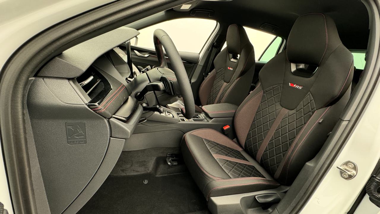 Skoda<br>Octavia Combi 2.0 TSI DSG RS