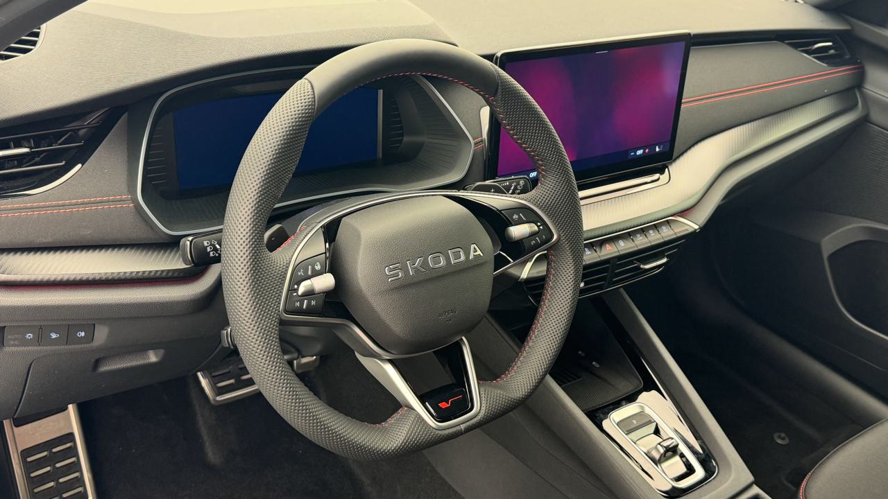 Skoda<br>Octavia Combi 2.0 TSI DSG RS