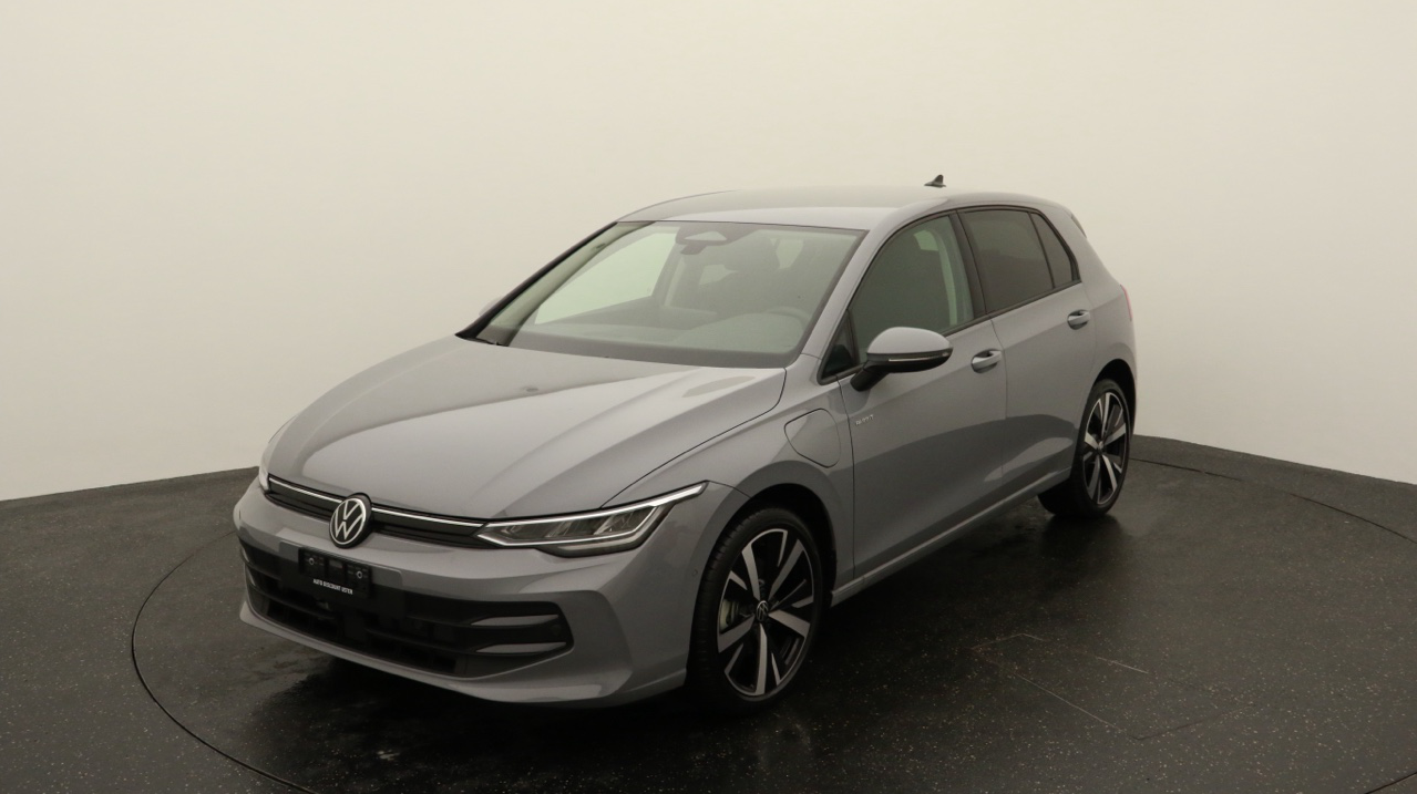 VW<br>Golf VIII 1.5 TSI PHEV Limited