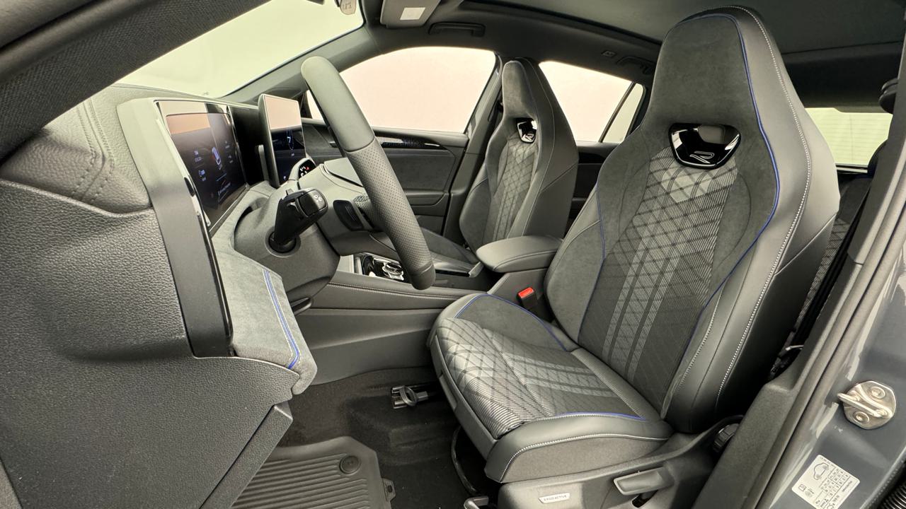 VW<br>Tiguan 2.0 TDI SCR R-Line 4Motion DSG
