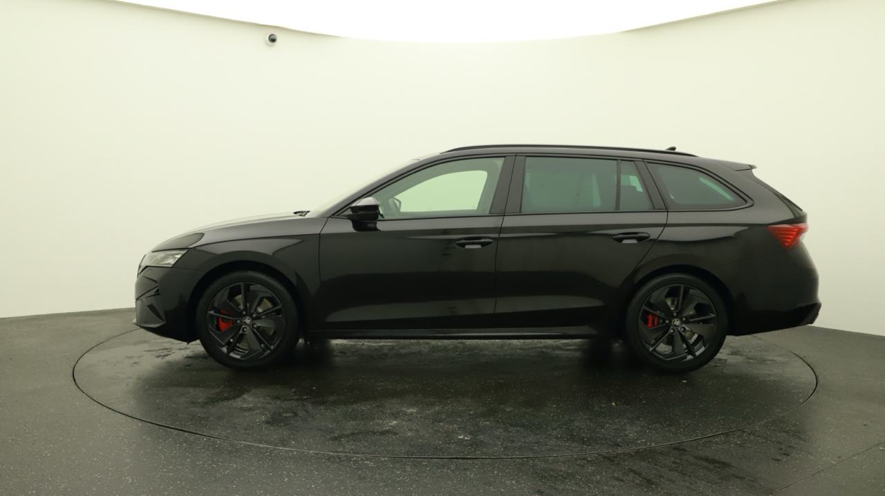 Skoda<br>Octavia Combi 2.0 TSI DSG RS