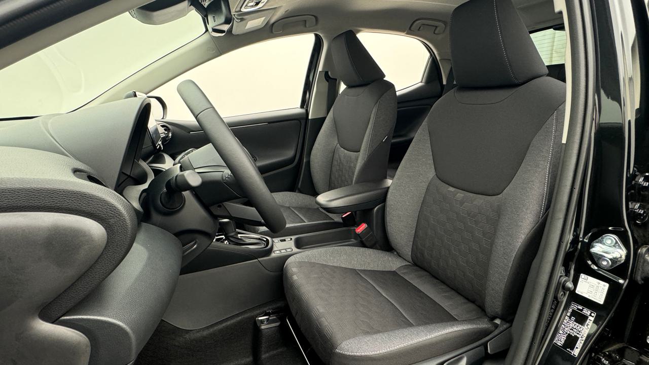 Toyota<br>Yaris 1.5 Sport e-CVT