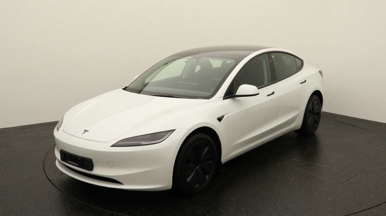 Tesla Model 3 Long Range Dual Motor AWD