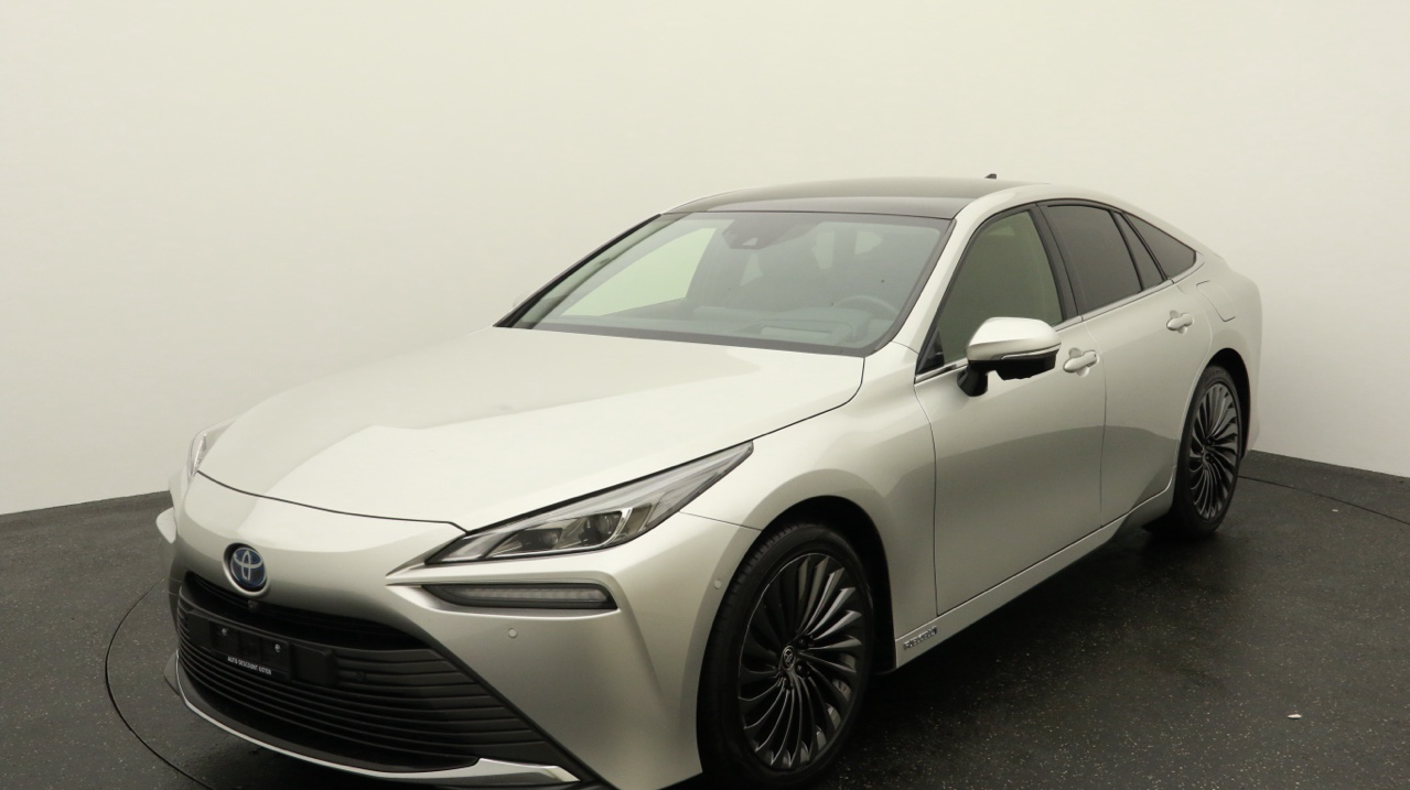 Toyota<br>Mirai Fuel cell Platinum