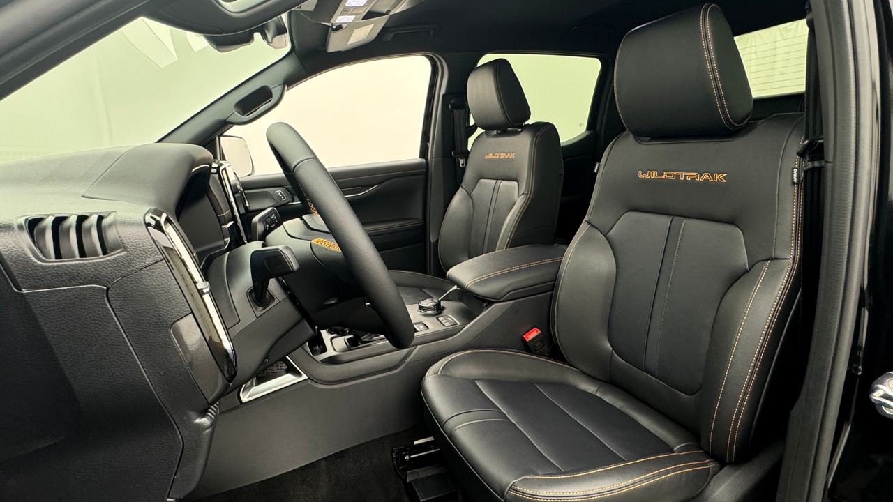 Ford<br>Ranger Wildtrak 2.3 EcoBoost e-4WD PHEV