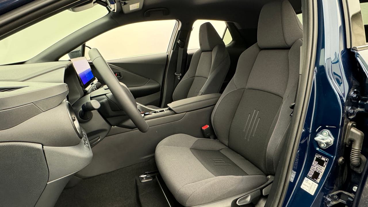 Toyota<br>C-HR 2.0 HSD CVT Sport