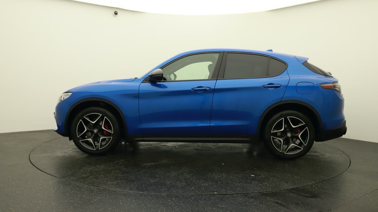 Alfa Romeo<br>Stelvio 2.0 Sport Q4 A