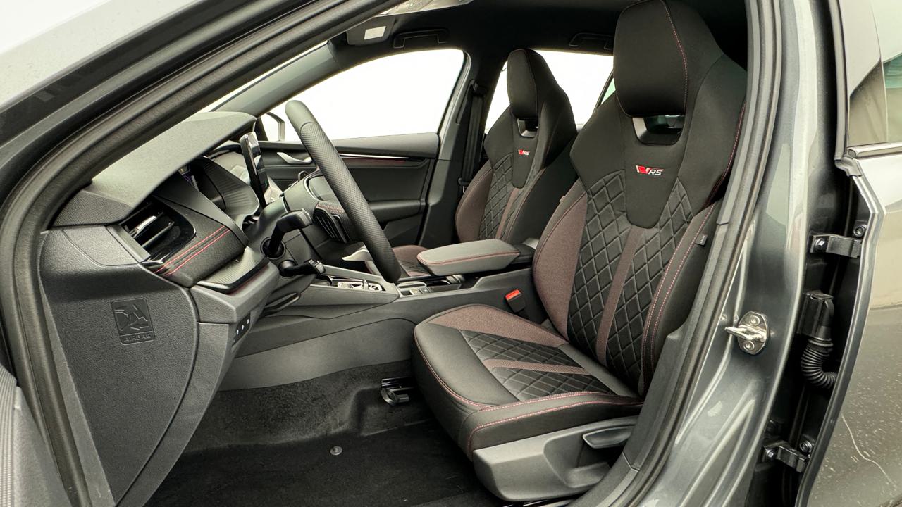 Skoda<br>Octavia Combi 2.0 TSI DSG RS