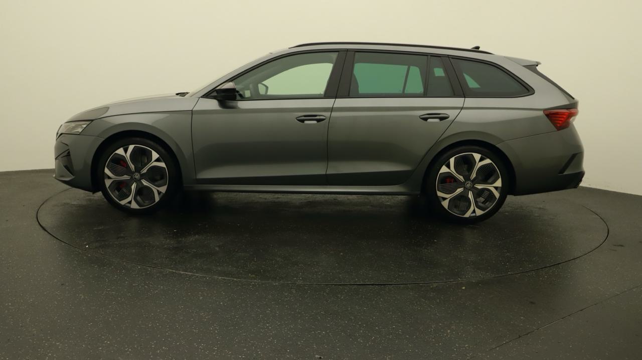 Skoda<br>Octavia Combi 2.0 TSI DSG RS