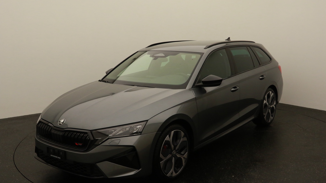 Skoda<br>Octavia Combi 2.0 TSI DSG RS
