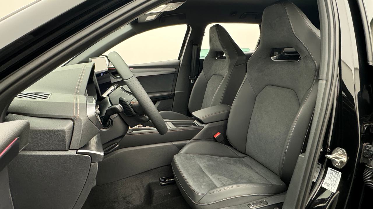 Cupra<br>LEON ST 2.0 TSI VZ DSG 4Drive