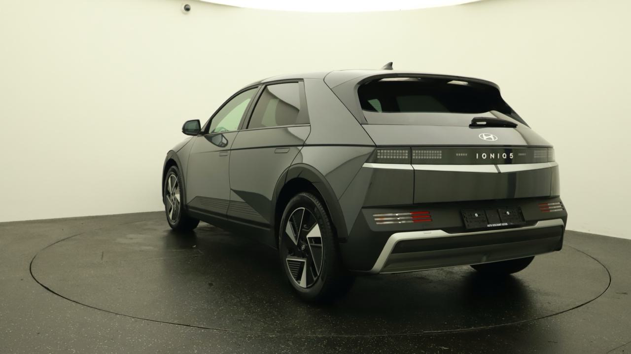 Hyundai<br>Ioniq 5 Limited 84kWh