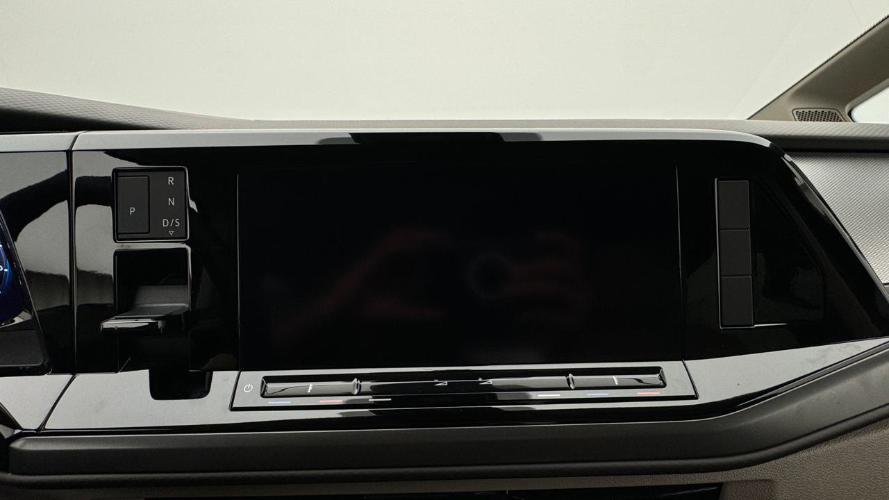 VW<br>Multivan 1.5 eHybrid Life Lang 4Motion DSG