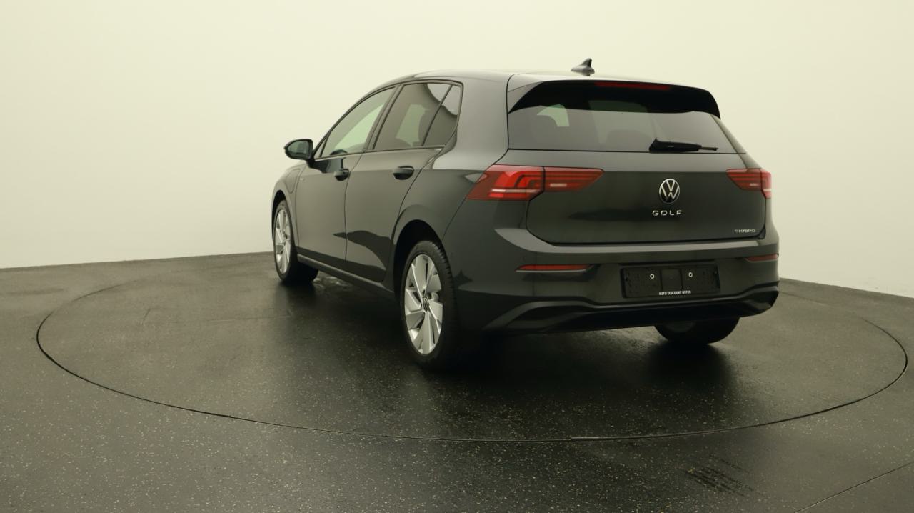 VW<br>Golf VIII 1.5 TSI PHEV Limited