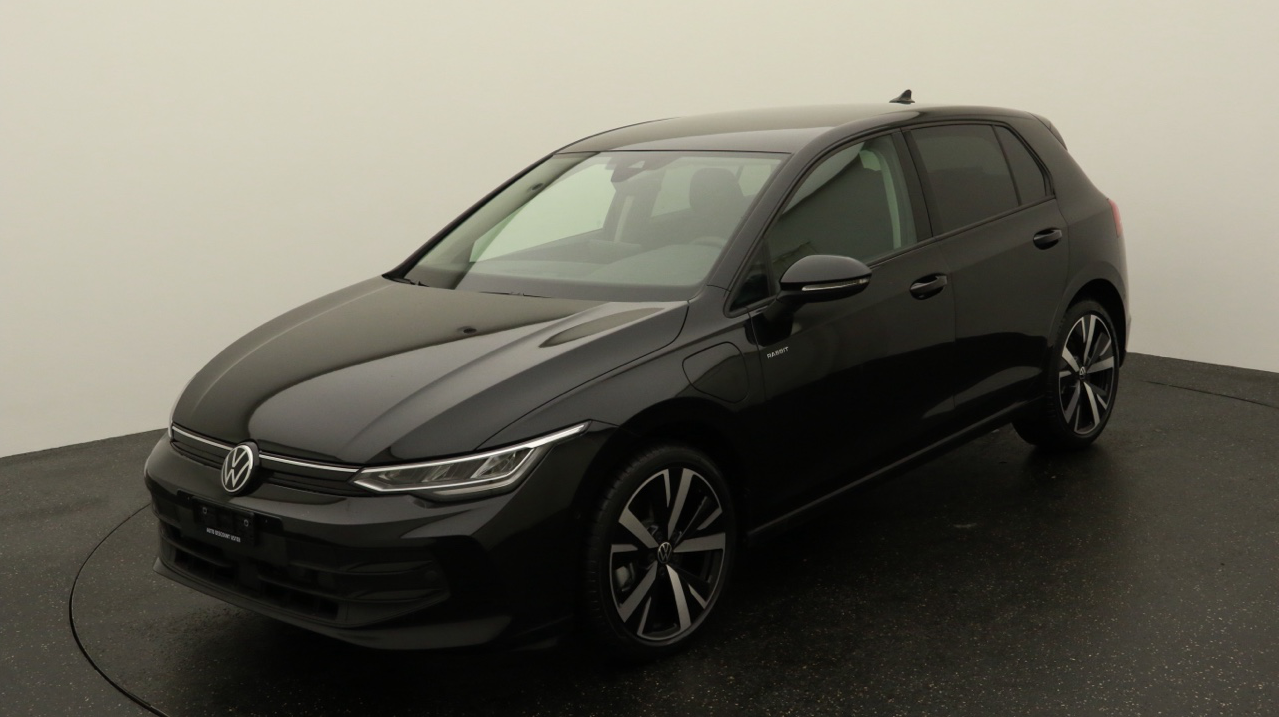 VW<br>Golf VIII 1.5 TSI PHEV Limited