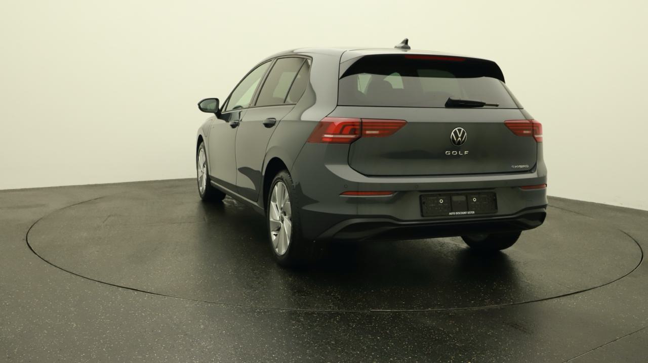 VW<br>Golf VIII 1.5 TSI PHEV Limited