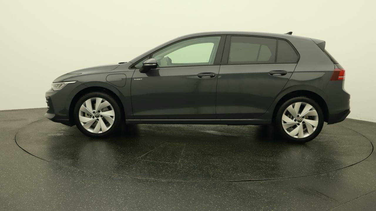VW<br>Golf VIII 1.5 TSI PHEV Limited