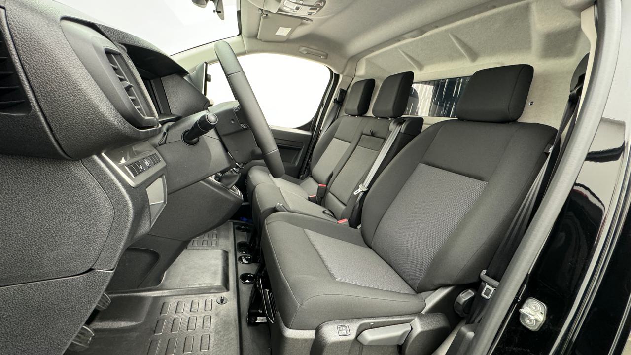 Opel<br>Vivaro Cargo 2.2 D s/s XL