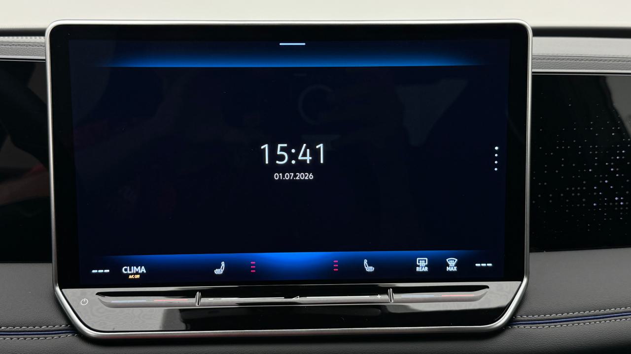 VW<br>Tiguan 2.0 TDI SCR R-Line 4Motion DSG
