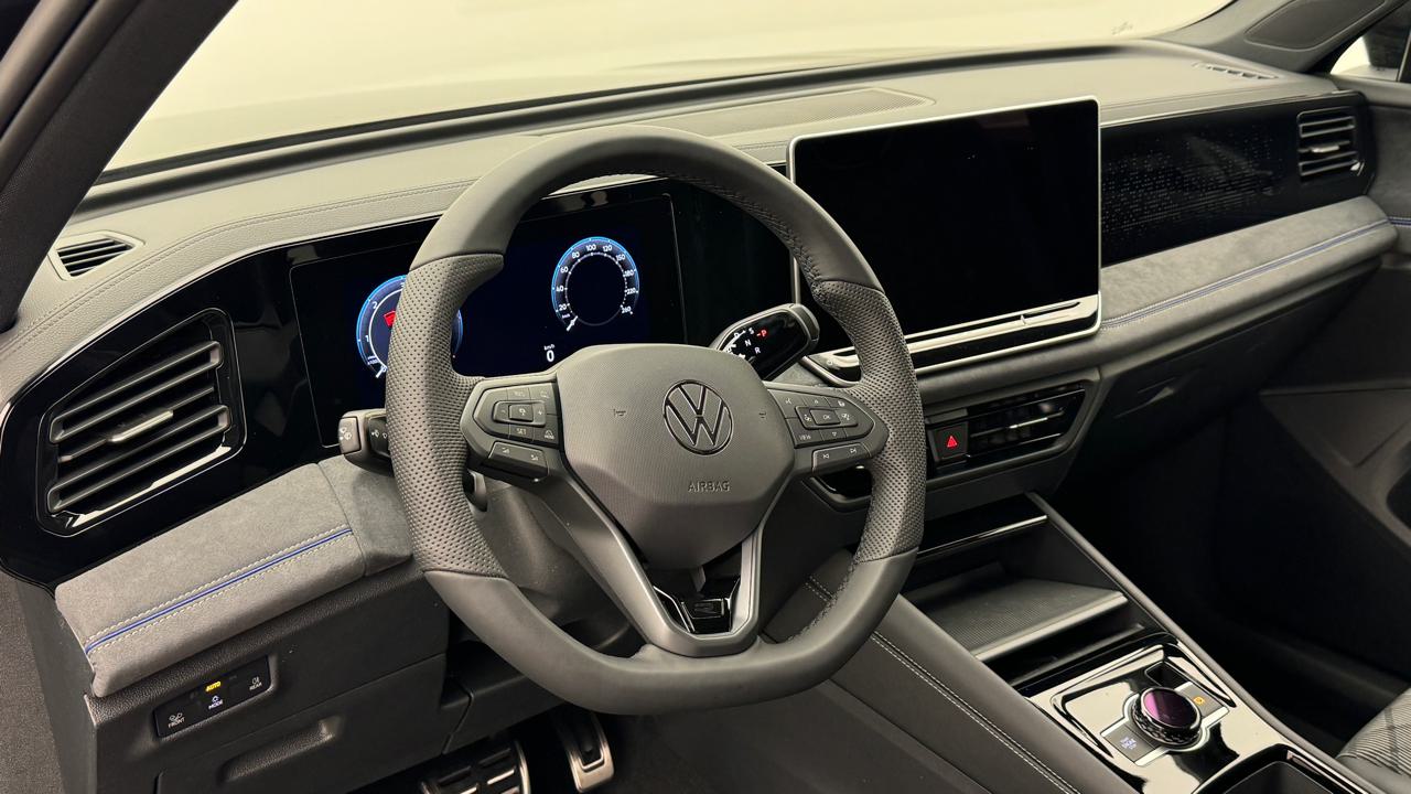 VW<br>Tiguan 2.0 TDI SCR R-Line 4Motion DSG