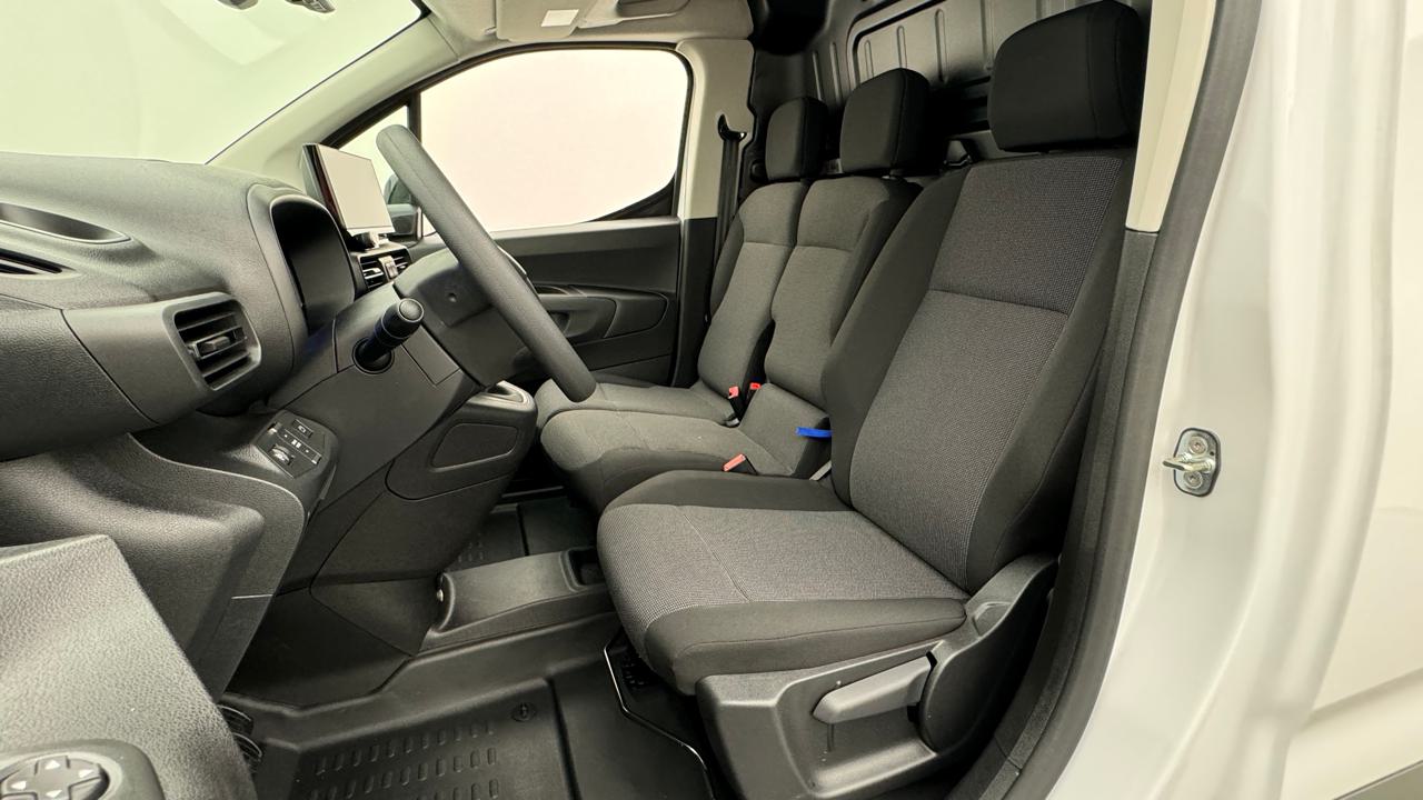 Opel<br>Combo Cargo 1.5 start/stop