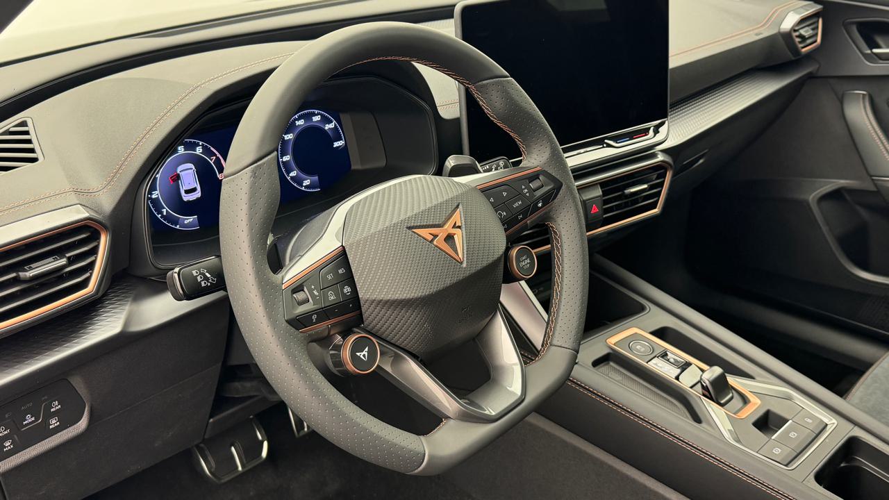Cupra<br>LEON ST 2.0 TSI VZ Black Edition DSG