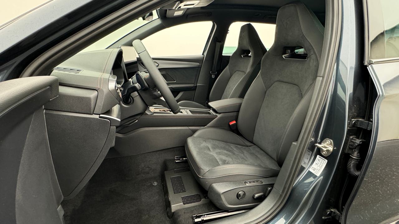 Cupra<br>LEON ST 1.5 e-HYBRID pHEV VZ Black Edition DSG