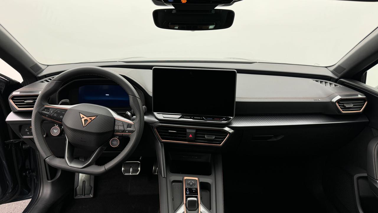 Cupra<br>LEON ST 1.5 e-HYBRID pHEV VZ Black Edition DSG