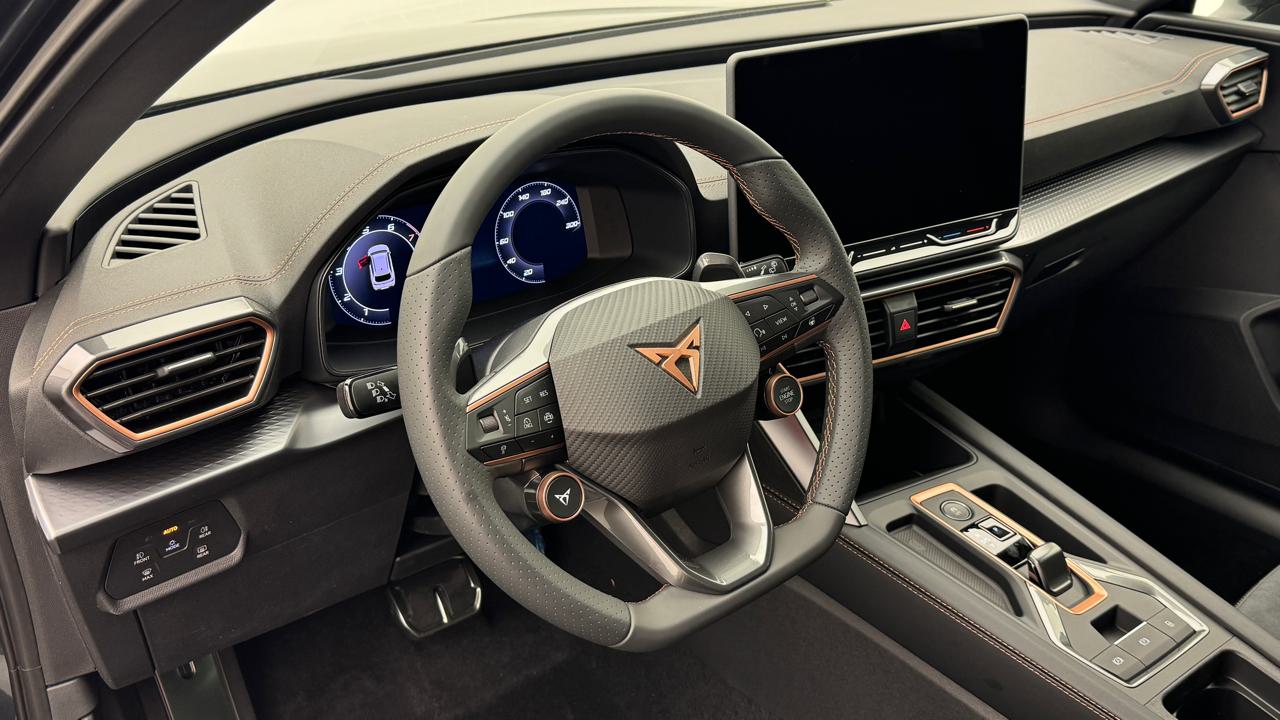 Cupra<br>LEON ST 1.5 e-HYBRID pHEV VZ Black Edition DSG