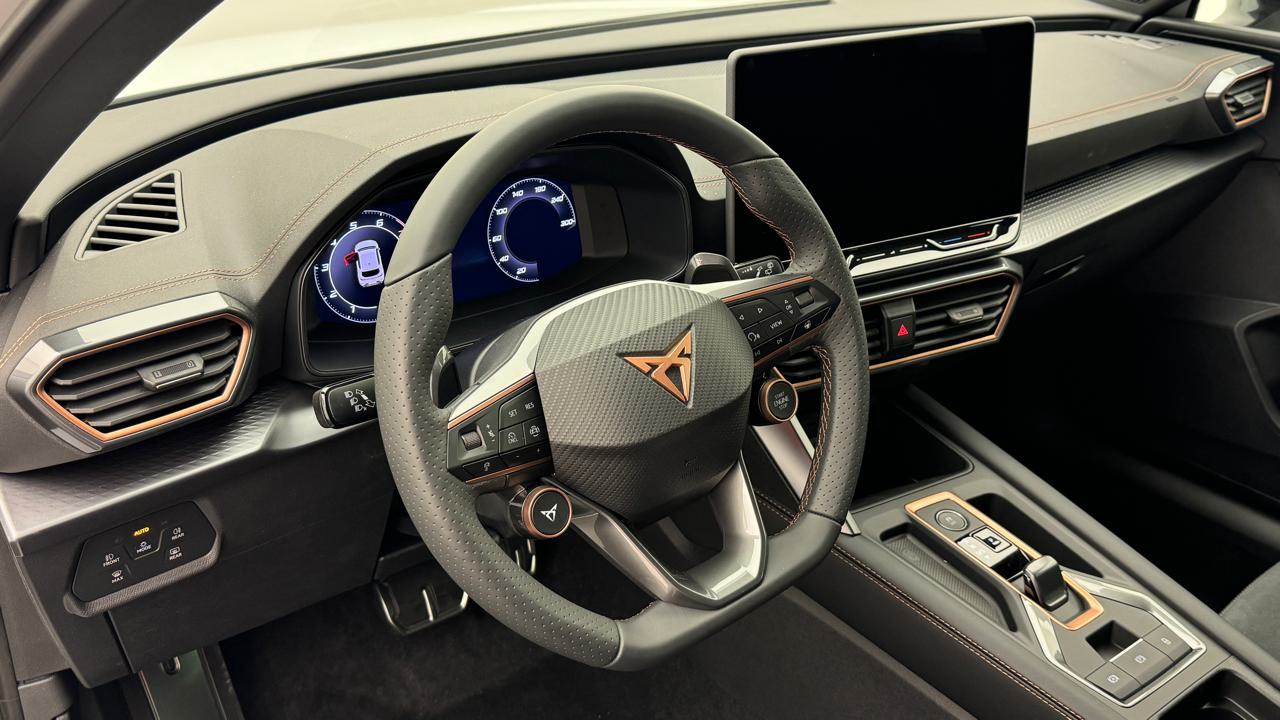 Cupra<br>LEON 1.5 e-HYBRID pHEV VZ Black Edition