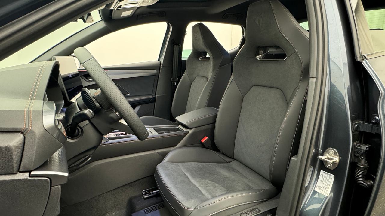 Cupra<br>LEON 2.0 TSI VZ Black Edition DSG