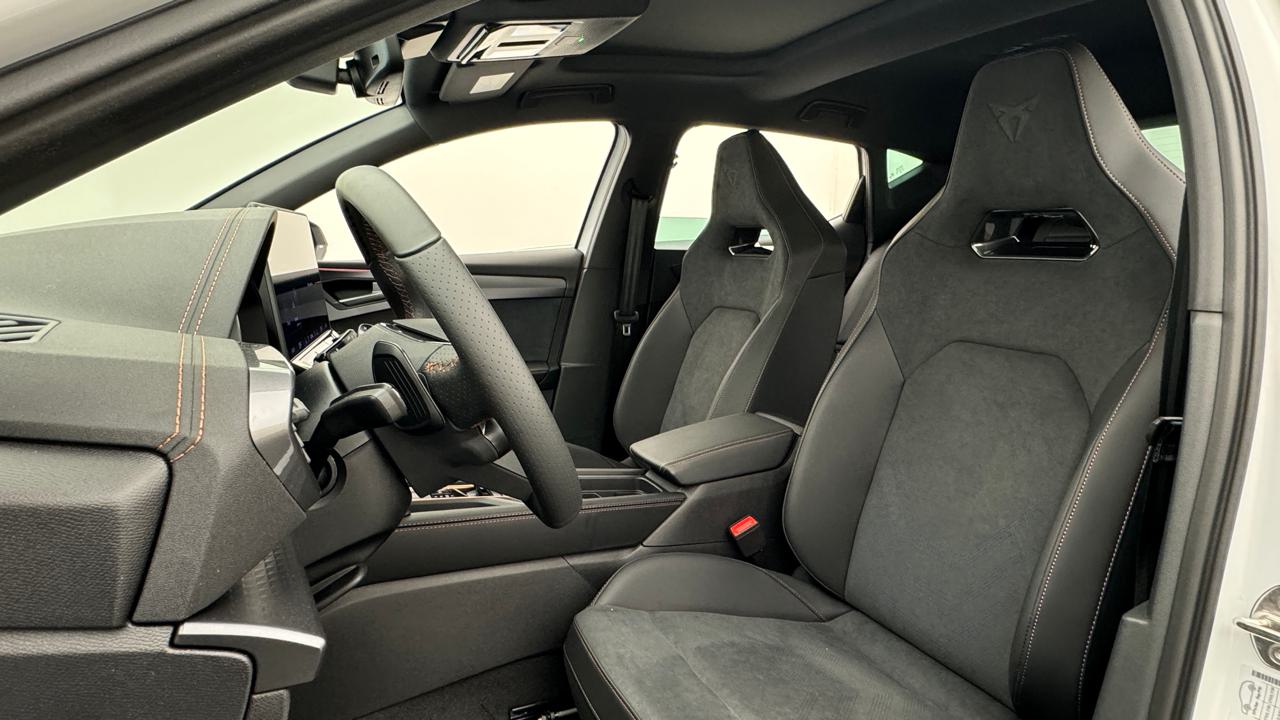 Cupra<br>LEON 2.0 TSI VZ Black Edition DSG