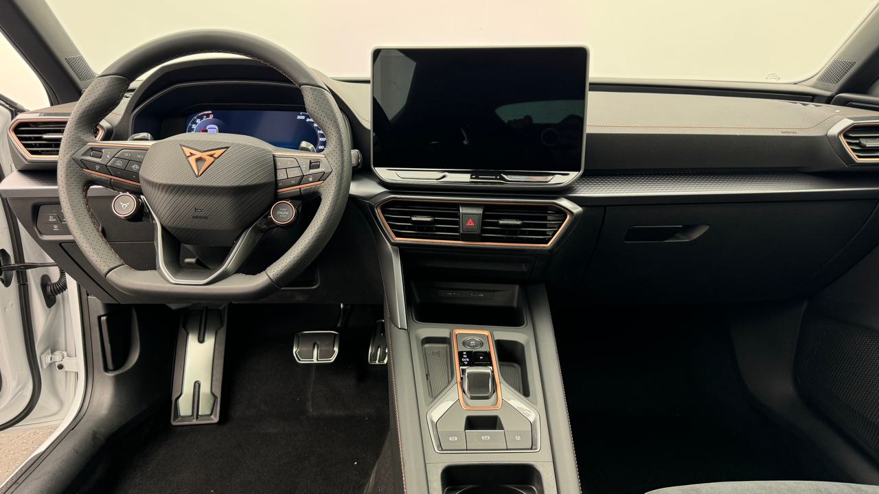 Cupra<br>LEON 2.0 TSI VZ Black Edition DSG