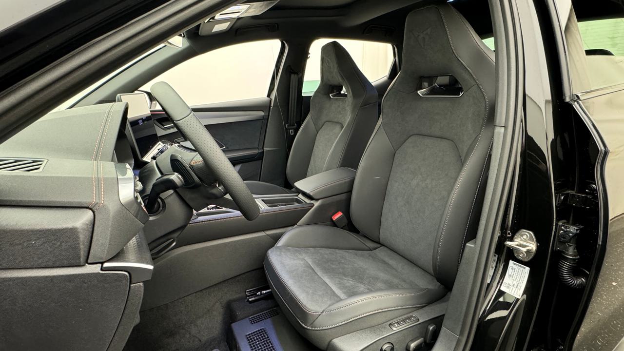 Cupra<br>LEON 2.0 TSI VZ Black Edition DSG