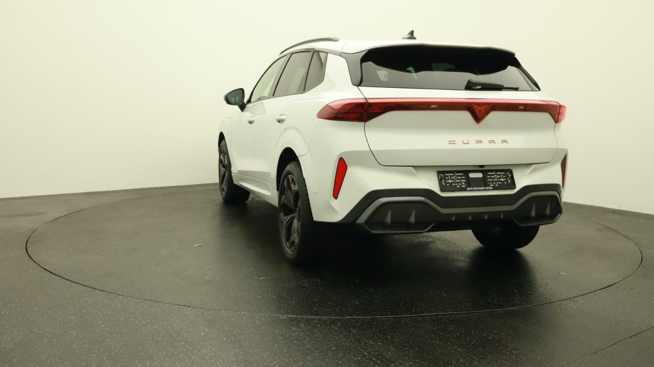 Cupra<br>Terramar 1.5 eHybrid DSG VZ