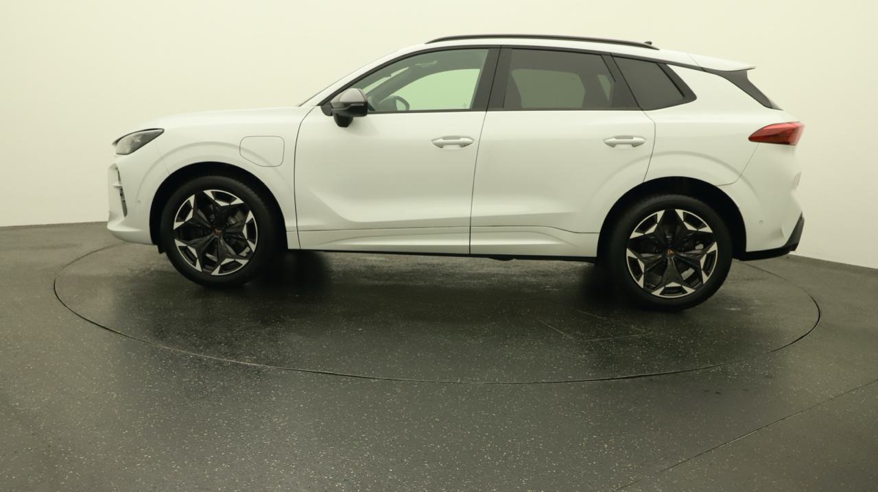 Cupra<br>Terramar 1.5 eHybrid DSG VZ