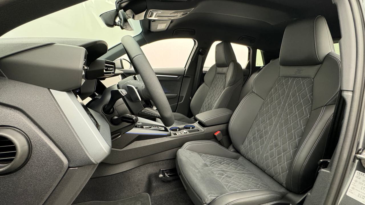 Audi<br>S3 Sportback TFSI quattro S-tronic