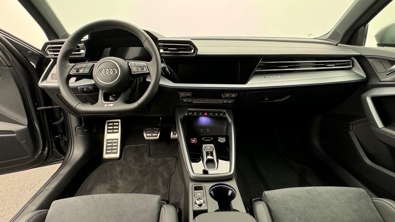 Audi<br>S3 Sportback TFSI quattro S-tronic