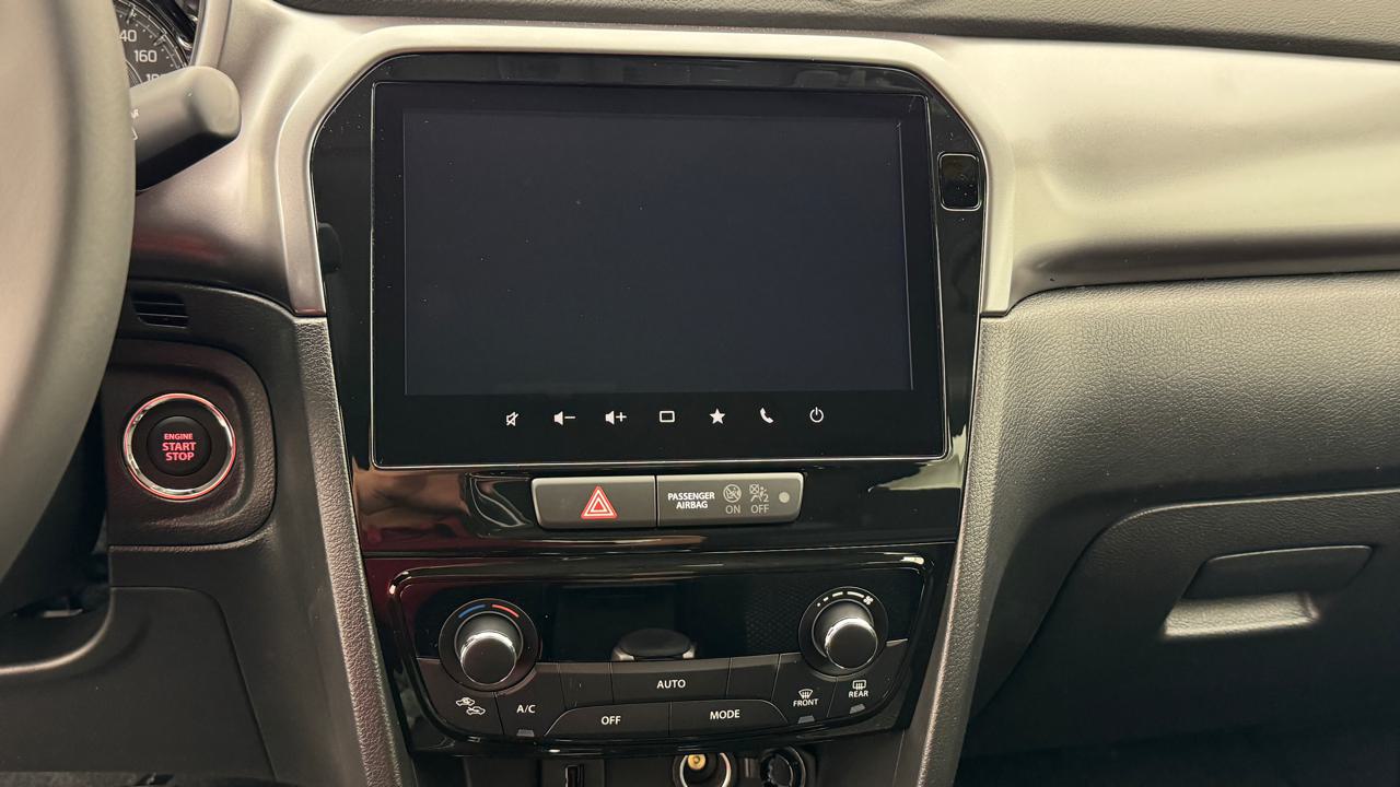 Suzuki<br>Vitara 1.4 Boosterjet Compact + 4x4 Hybrid Automatic