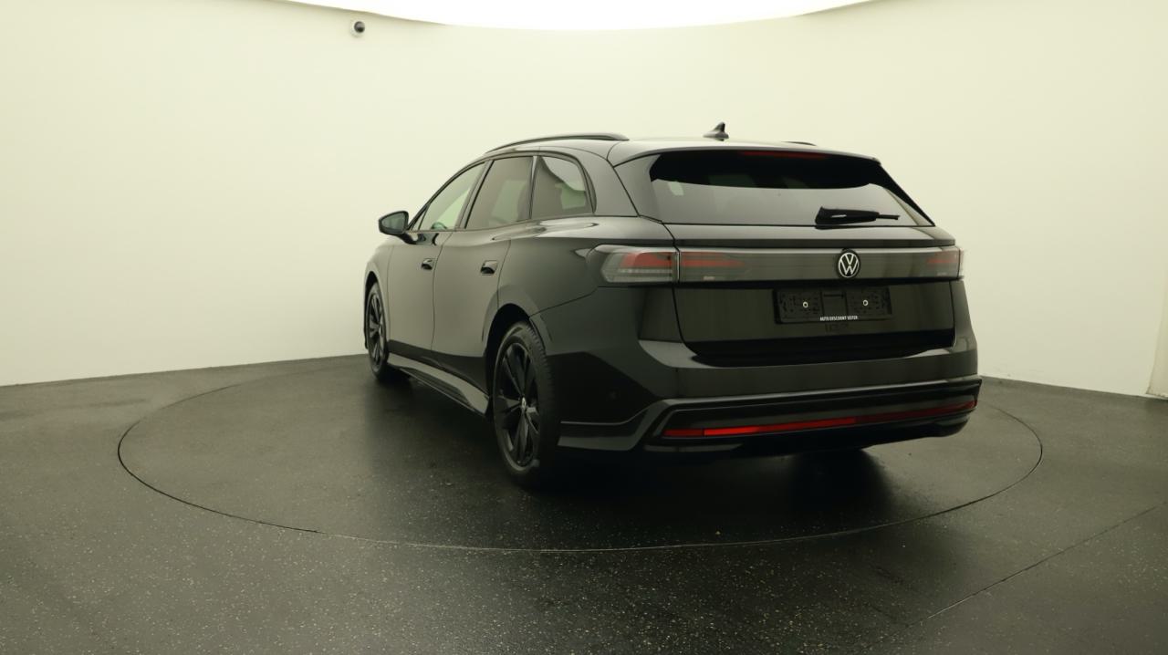 VW<br>ID.7 Tourer Pro 77 kWh Limited