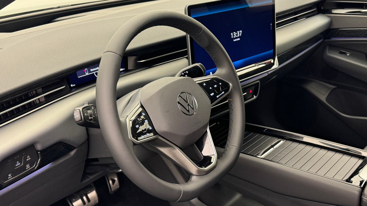 VW<br>ID.7 Tourer Pro 77 kWh Limited
