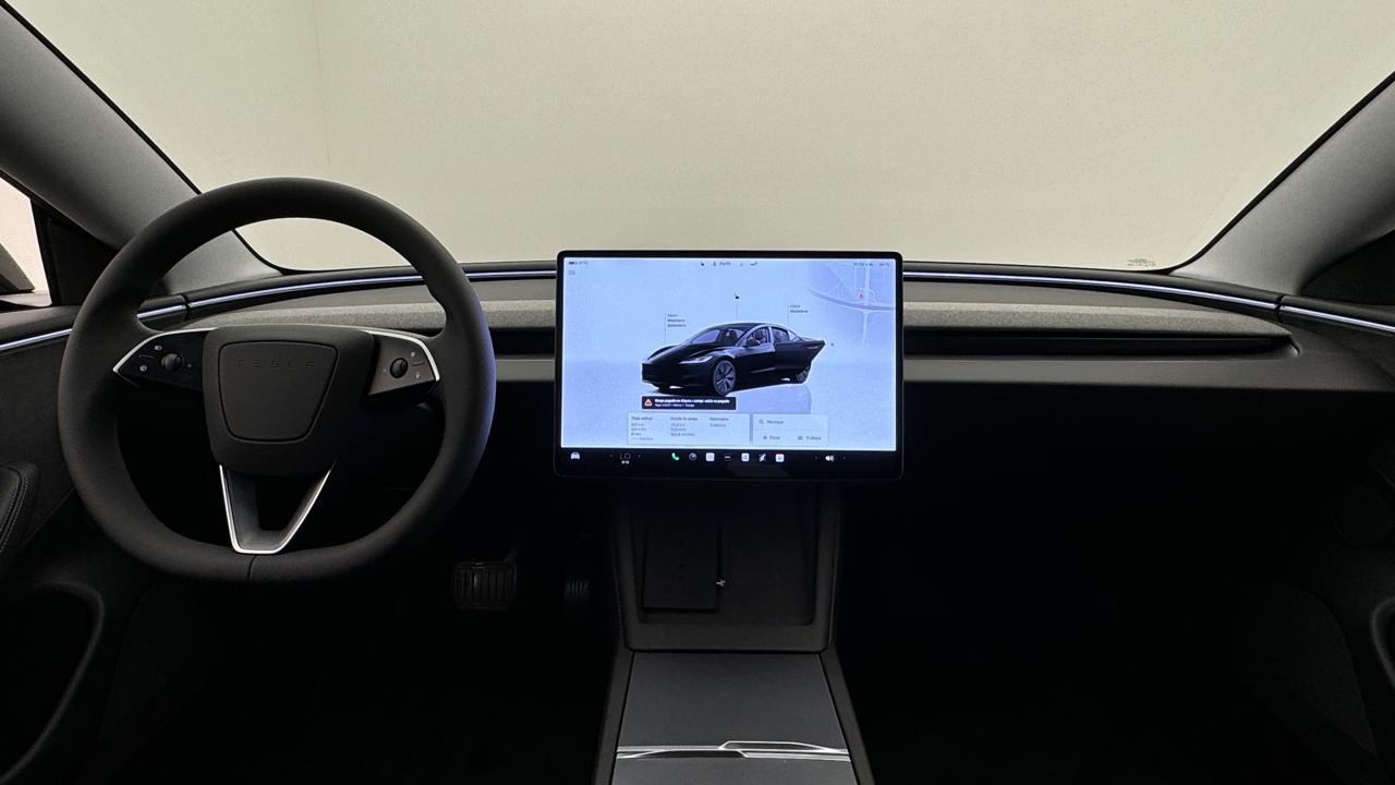 Tesla<br>Model 3 Long Range Dual Motor AWD