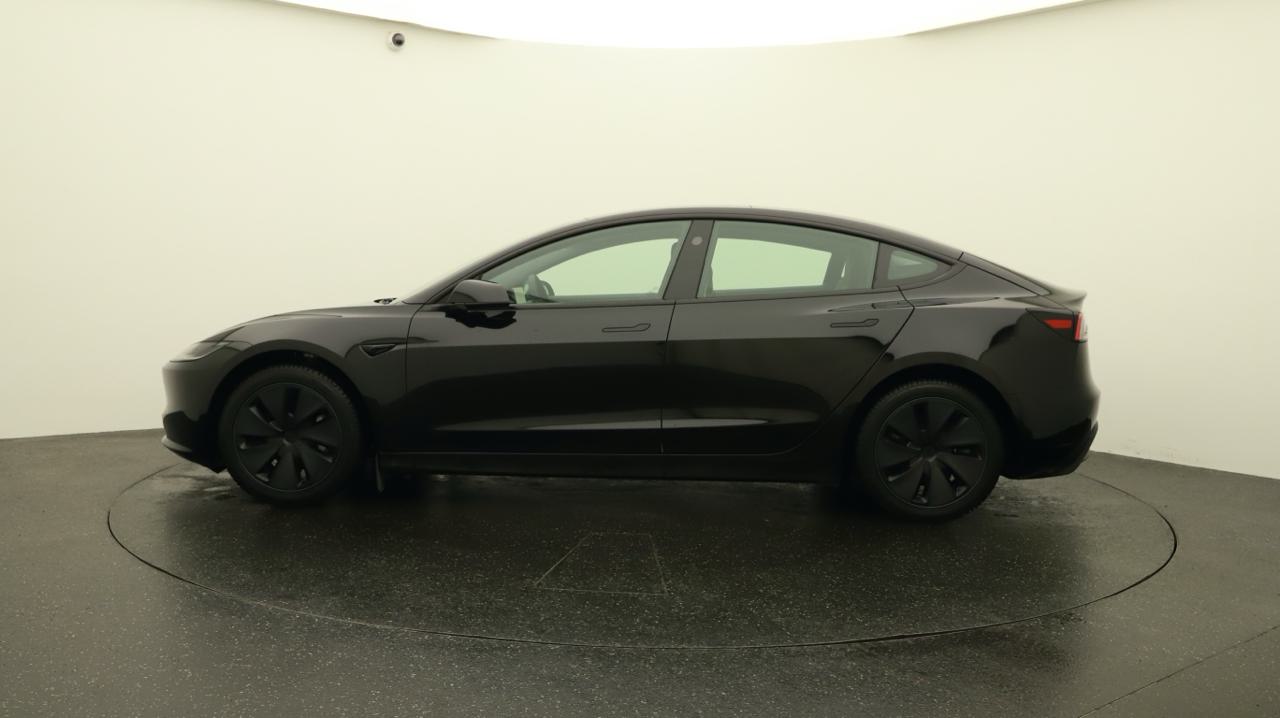 Tesla<br>Model 3 Long Range Dual Motor AWD
