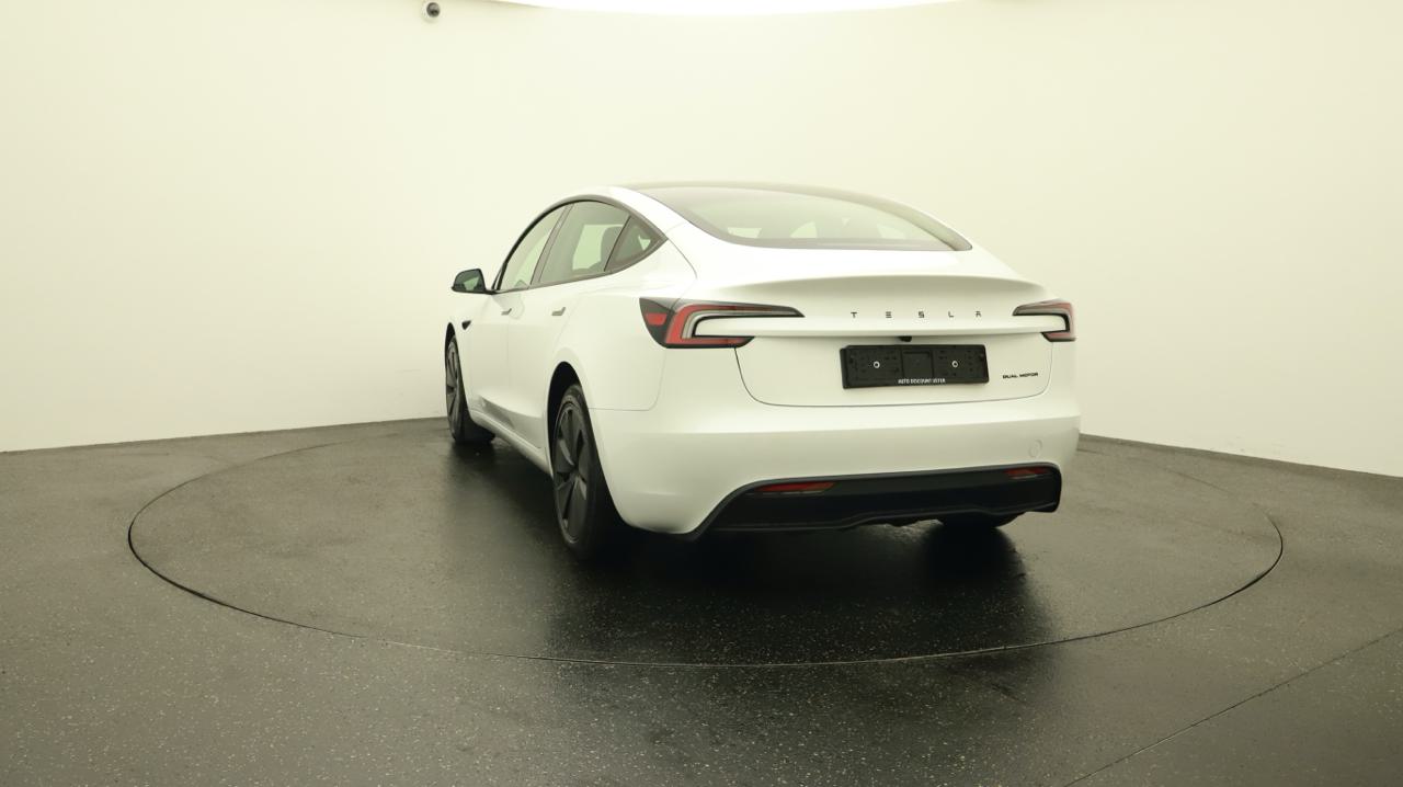 Tesla<br>Model 3 Long Range Dual Motor AWD